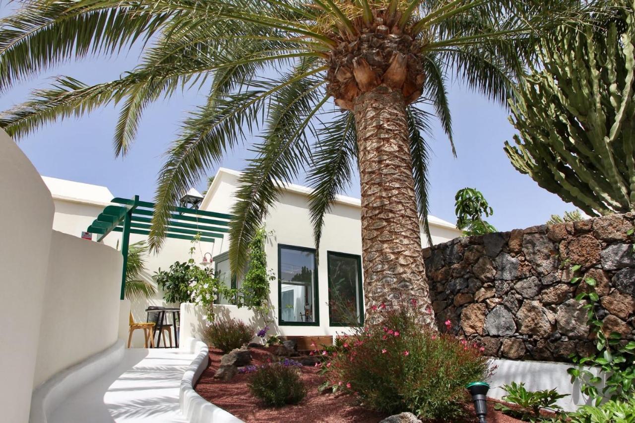 Unique, Stylish & Calm El Estanque By The Sea, Adults Only